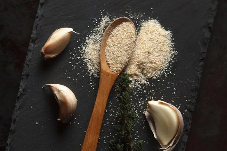 how long does garlic powder last