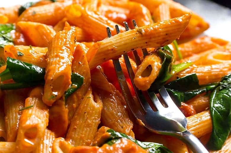 what does vodka sauce taste like