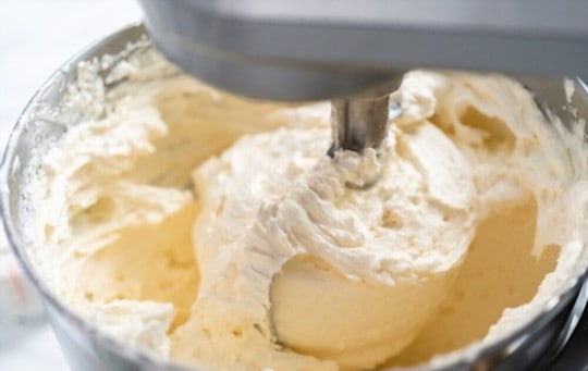 how long does buttercream frosting last