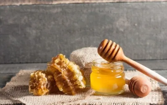 how to store honey