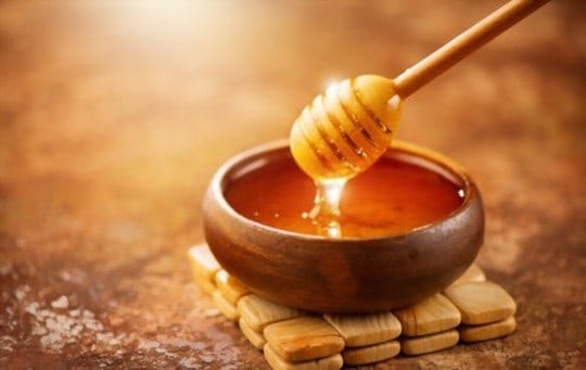 what does honey taste like