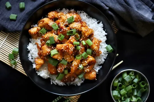 what does sesame chicken taste like