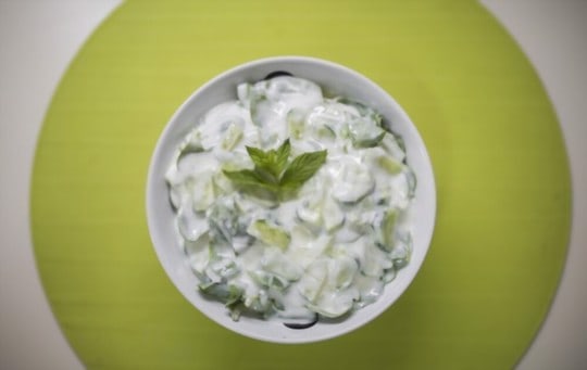 cucumber raita with mint