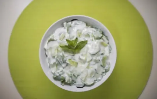 cucumber raita with mint
