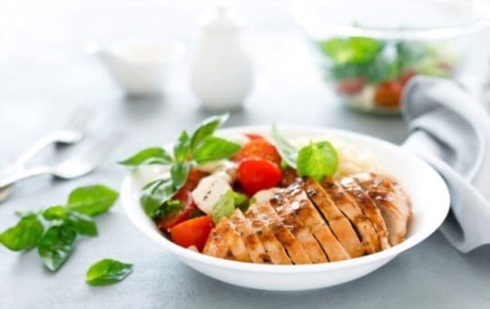 what to serve with caprese chicken