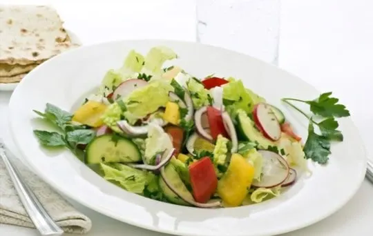 crisp garden salad