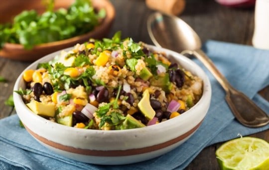 quinoa pilaf with pecans and dried cranberries