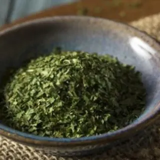 substitutes for parsley flakes